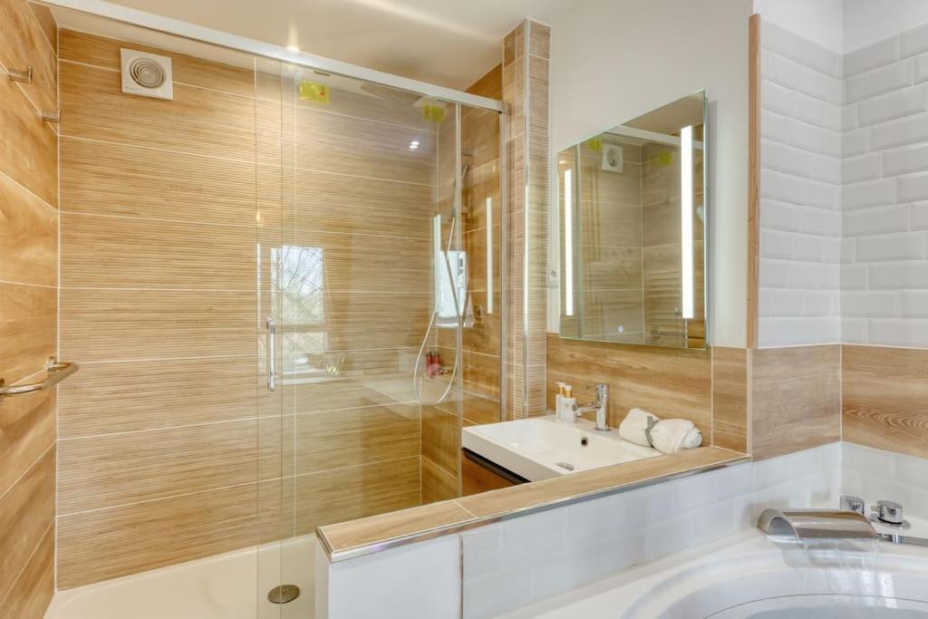 Suite Love Jacuzzi Μοντεβρέν Εξωτερικό φωτογραφία